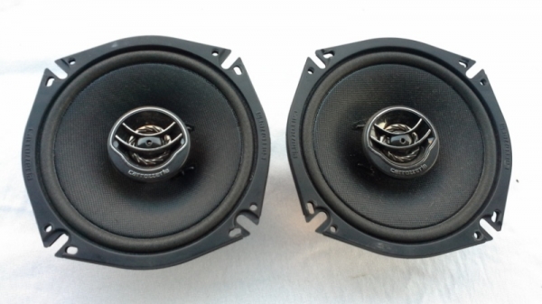 ขายลำโพง Pioneer รุ่น TS-F1710 ขนาด 150W ขนาด 6.5" แกนร่วมสองทาง