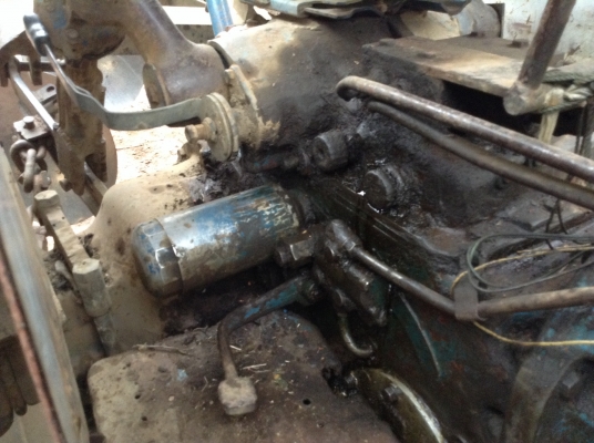 ขายรถไถฟอร์ด 6600 T5 ของแท้ เอกสารเล่มทะเบียนพร้อมชุดโอน ปั้มดี แถมผานดันหน้าและผาน 4 ยางไม่ค่อยสวยแค่นั้น ราคาต่อรองได้