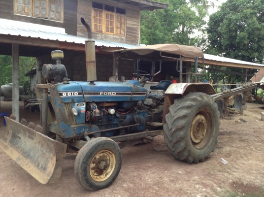 ขายรถไถฟอร์ด 6600 T5 ของแท้ เอกสารเล่มทะเบียนพร้อมชุดโอน ปั้มดี แถมผานดันหน้าและผาน 4 ยางไม่ค่อยสวยแค่นั้น ราคาต่อรองได้
