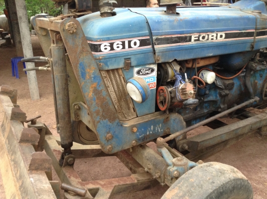 ขายรถไถฟอร์ด 6600 T5 ของแท้ เอกสารเล่มทะเบียนพร้อมชุดโอน ปั้มดี แถมผานดันหน้าและผาน 4 ยางไม่ค่อยสวยแค่นั้น ราคาต่อรองได้