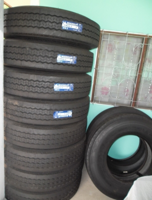 ขายยางมิชลิน 11R22.5 XTE2 แบบไม่มียางใน ปี 2014 ใหม่ๆๆๆๆๆๆๆๆๆๆ