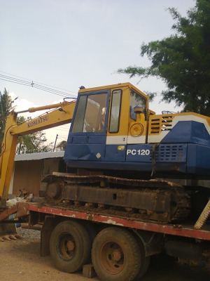 ขายแม็คโค ตามสภาพพร้อมใช้งาน pc120 รุ่น3 เครื่อง165แรง