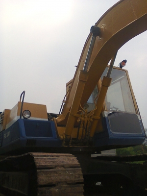 ขายแม็คโค ตามสภาพพร้อมใช้งาน pc120 รุ่น3 เครื่อง165แรง