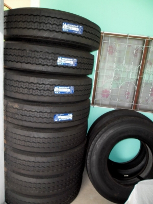 ขายยางมิชลิน 11R22.5 XTE2 แบบไม่มียางใน ปี 2014 ใหม่ๆๆๆๆๆๆๆๆๆๆ