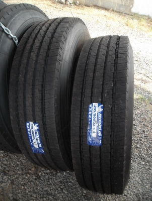 ขายยางมิชลิน 295/80R22.5 XZE2+ แบบไม่มียางใน ปี 2014 ใหม่ๆๆๆๆๆๆๆๆๆๆ