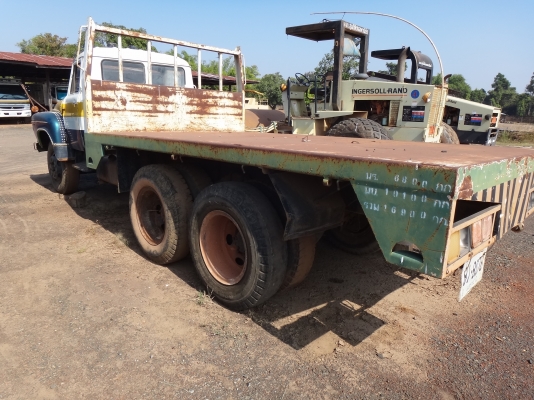 ขายด่วน  รถสิบล้อหัวยาวเพลาเดียว พื้นเรียบ  สภาพดี