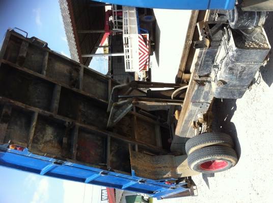 รถบรรทุก 6 ล้อดั้มลดเหลือ300,000 บ.