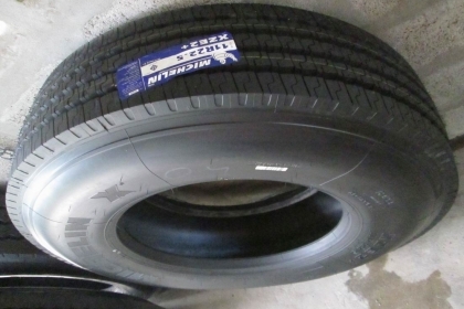 ขายยางมิชลิน 11R22.5 XZE2+ แบบไม่มียางใน ปี 2014 ใหม่ๆๆๆๆๆๆๆๆๆๆ