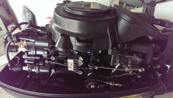 ขายเครื่องเรือ 15 แรงหางสั้น ครับ