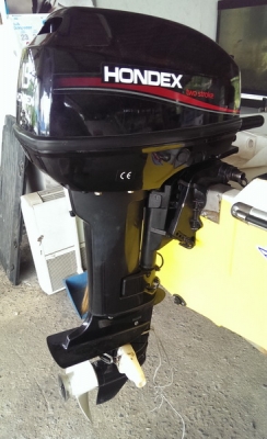 ขายเครื่องเรือ 15 แรงหางสั้น ครับ