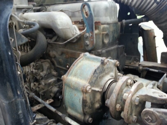 รถนิสสัน 10 ล้อ โม่ปูน CW430 / 230 แรงม้า.  ปี 32  สนใจติดต่อ  081 - 6079515