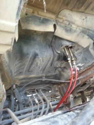 รถนิสสัน 10 ล้อ โม่ปูน CW430 / 230 แรงม้า.  ปี 32  สนใจติดต่อ  081 - 6079515