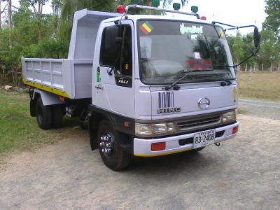 ราคาใหม่ 820000 คับ ขาย6ล้อดั้ม FB4J 140แรง ห้างแท้ปี45 เครื่องเกียร์แน่น ไม่เยี้ม ไม่เคยแกะ สภาพสวยสมบูรณ์ เกือบ100\% เดิมบาง