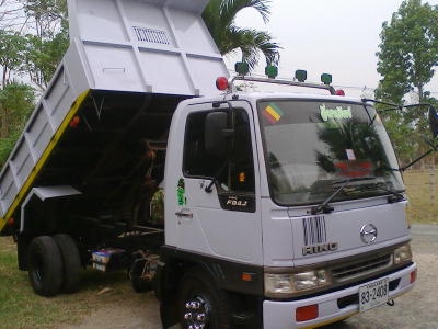 ราคาใหม่ 820000 คับ ขาย6ล้อดั้ม FB4J 140แรง ห้างแท้ปี45 เครื่องเกียร์แน่น ไม่เยี้ม ไม่เคยแกะ สภาพสวยสมบูรณ์ เกือบ100\% เดิมบาง