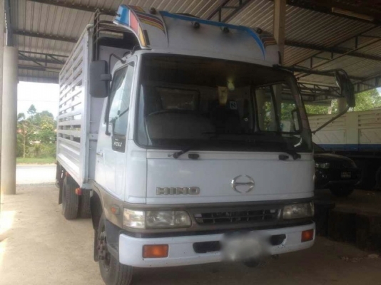 รถฮีโน่ 6 ล้อ รั้ว  ( ไม่ดั้ม )  FC4J  145 แรงม้า. ปี 40  สนใจติดต่อ  081 - 6079515