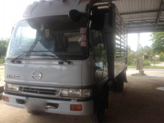 รถฮีโน่ 6 ล้อ รั้ว  ( ไม่ดั้ม )  FC4J  145 แรงม้า. ปี 40  สนใจติดต่อ  081 - 6079515