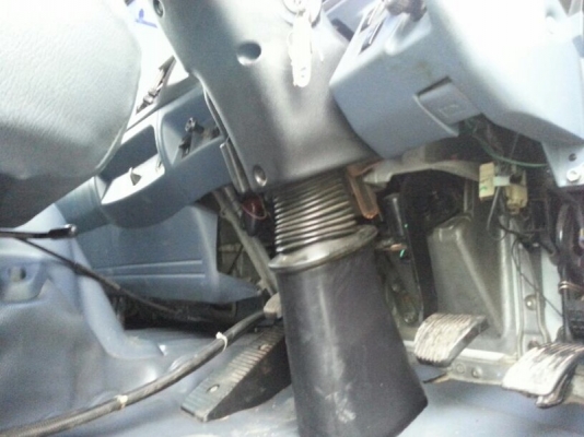 รถฮีโน่ 10 ล้อ ( ไม่ดั้ม ) 344 แรงม้า. ปี 52  ( ขายแม่ , ลูก )   สนใจติดต่อ  081 - 6079515