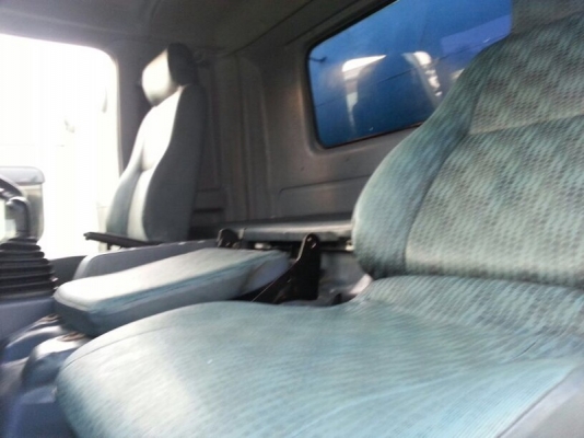 รถฮีโน่ 10 ล้อ ( ไม่ดั้ม ) 344 แรงม้า. ปี 52   สนใจติดต่อ  081 - 6079515