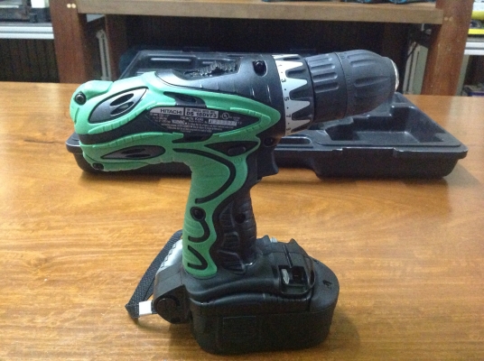 ขายสว่านไขควงไร้สาย HITACHI 18V เก่าเก็บคุณภาพเกินราคา