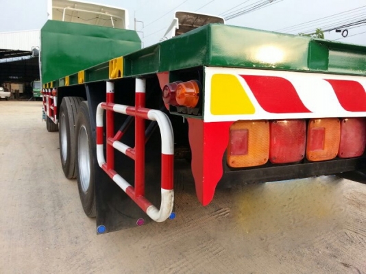 รถฮีโน่ 10 ล้อ พื้นเรียบ  220 แรงม้า. ปี 52   สนใจติดต่อ 081 - 6079515