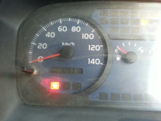 รถฮีโน่ 10 ล้อ พื้นเรียบ  220 แรงม้า. ปี 52   สนใจติดต่อ 081 - 6079515