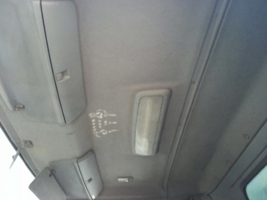 รถฮีโน่ 10 ล้อ พื้นเรียบ  220 แรงม้า. ปี 52   สนใจติดต่อ 081 - 6079515