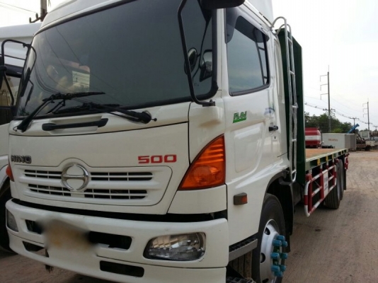 รถฮีโน่ 10 ล้อ พื้นเรียบ  220 แรงม้า. ปี 52   สนใจติดต่อ 081 - 6079515