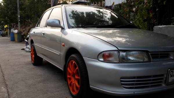 ขาย MITSUBISHI LANCER โฉม E CAR เครื่อง 4g91 แครมคู่ ขาย MITSUBISHI LANCER โฉม E CAR เครื่อง 4g91 แครมคู่
