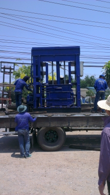 Sell> ขายเครื่องอัดกระดาษ/อัดกระป๋อง ไฮดรอลิค ตัวใหญ่ พร้อมใช้งานครับ เครื่องสภาพสวยครับ อัดได้ทุกประเภท กำแพงแสน นครปฐมครับ