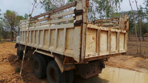 ขายรถบรรทุกสิบล้อดัมพ์ HINO F17 เครื่อง HO7C - 2 เพลา  ทะเบียนพร้อม