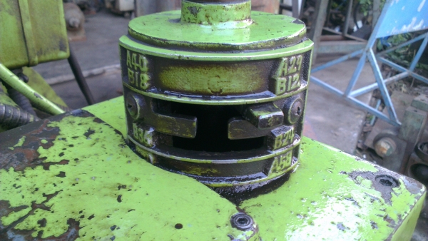 Sell> ขายแท่นไส 28" นิ้ว ญี่ปุ่น สวยบาดใจไปเลยครับ อุปกรณ์ครบทุกอย่าง เครื่องทำงานได้ปกติครับ