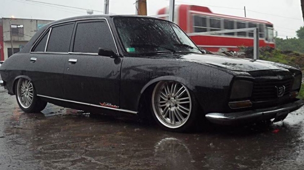 ขายเปอร์โย504 สภาพสวยพร้อมใช้ ขายเปอร์โย504 สภาพสวยพร้อมใช้