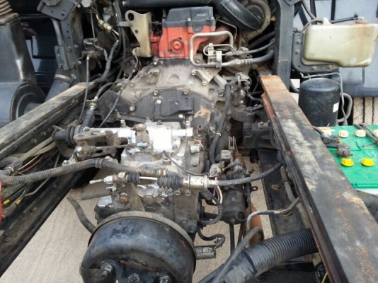 รถอีซูซุ 10 ล้อ  230 แรงม้า. ปี 50  ( ขายหัว , คัชซี )  สนใจติดต่อ 081 - 6079515