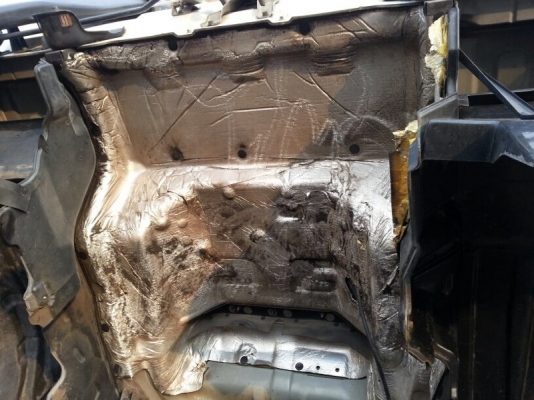 รถอีซูซุ 10 ล้อ  230 แรงม้า. ปี 50  ( ขายหัว , คัชซี )  สนใจติดต่อ 081 - 6079515