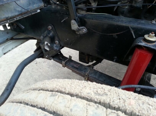 รถอีซูซุ 10 ล้อ  230 แรงม้า. ปี 50  ( ขายหัว , คัชซี )  สนใจติดต่อ 081 - 6079515