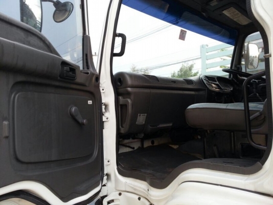 รถอีซูซุ 10 ล้อ  230 แรงม้า. ปี 50  ( ขายหัว , คัชซี )  สนใจติดต่อ 081 - 6079515