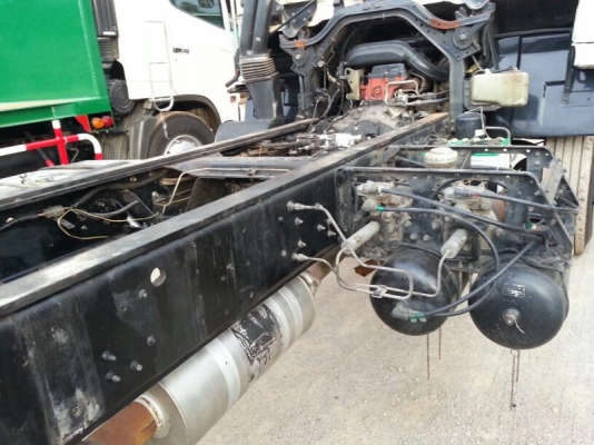 รถอีซูซุ 10 ล้อ  230 แรงม้า. ปี 50  ( ขายหัว , คัชซี )  สนใจติดต่อ 081 - 6079515