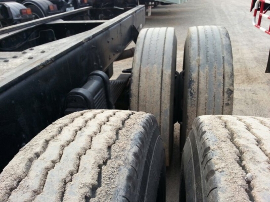 รถอีซูซุ 10 ล้อ  230 แรงม้า. ปี 50  ( ขายหัว , คัชซี )  สนใจติดต่อ 081 - 6079515