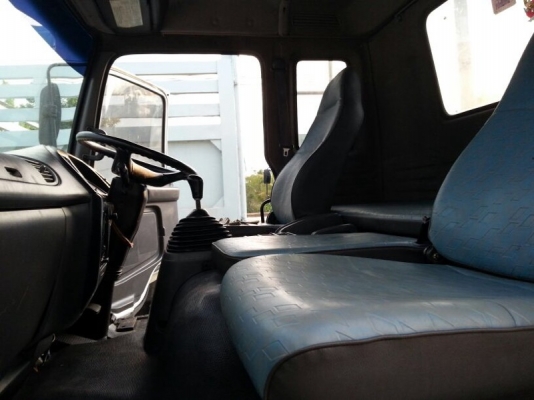 รถอีซูซุ 10 ล้อ  230 แรงม้า. ปี 50  ( ขายหัว , คัชซี )  สนใจติดต่อ 081 - 6079515