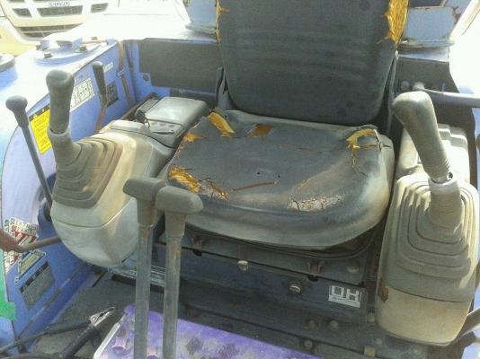 ขายรถขุด HITACHI EX30-2 เก่านอก