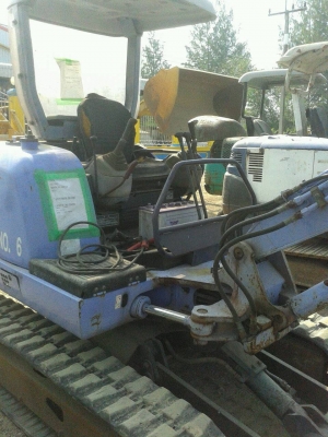 ขายรถขุด HITACHI EX30-2 เก่านอก