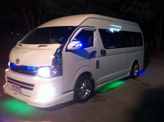 ตัดใจขาย...ขายดาวน์ หรือตัดสด คอมมูเตอร์ วี.ไอ.พี. สวยๆๆ พร้อมใช้งาน ครับ ราคาโทรมาคุยกัน ตัดใจขาย...ขายดาวน์ หรือตัดสด คอมมูเตอร์ วี.ไอ.พี. สวยๆๆ พร้อมใช้งาน ครับ ราคาโทรมาคุยกัน