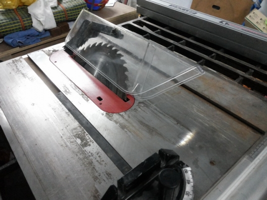 โต๊ะเลื่อยวงเดือน 12 นิ้ว BOYE สภาพใหม่ ใช้งานมาน้อย