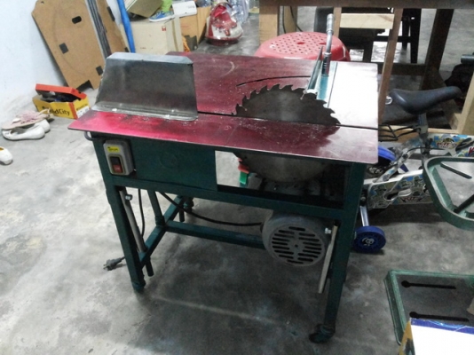 โต๊ะตัดอลูมิเนียม 10 นิ้ว สภาพใหม่ใช้งานมาน้อย