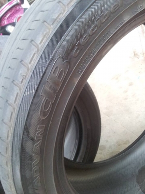 ขายยาง Yokohama Decibel 225 50 17 ปี 12