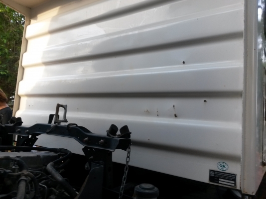 รถ6ล้อดั้ม ยี่ห้อhino รุ่นfc9jela 175แรง ปี56 รถ6ล้อดั้ม ยี่ห้อhino รุ่นfc9jela 175แรง ปี56