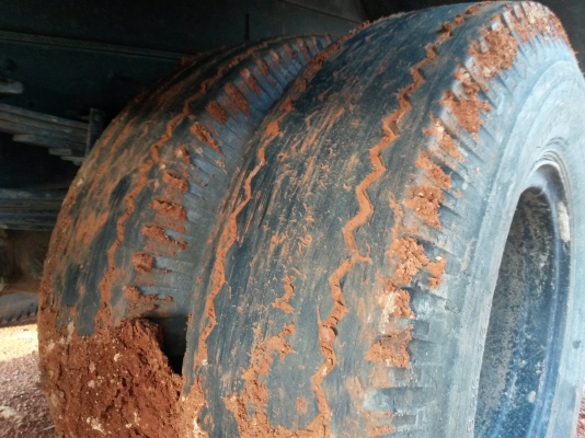 รถ6ล้อดั้ม ยี่ห้อhino รุ่นfc9jela 175แรง ปี56 รถ6ล้อดั้ม ยี่ห้อhino รุ่นfc9jela 175แรง ปี56