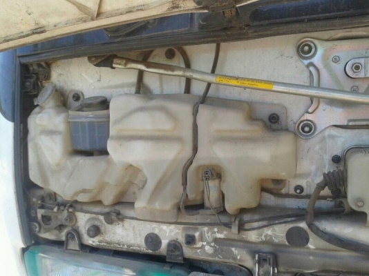 รถอีซูซุ 10 ล้อดั้ม 320 แรงม้า. ปี 51 ( รถวิ่ง 4xx,xxx กม. )  สนใจติดต่อ 081 - 6079515