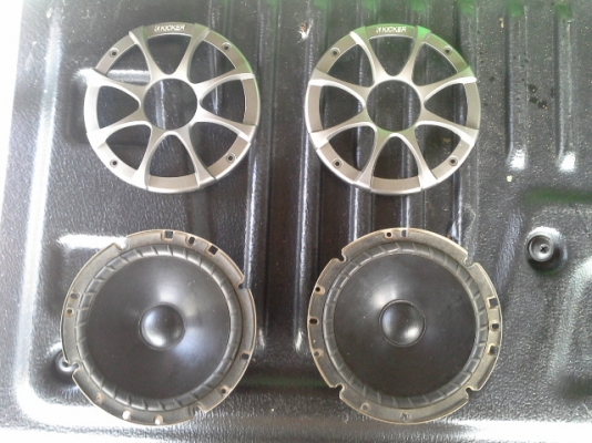 ลำโพง kicker 6.5 นิ้ว