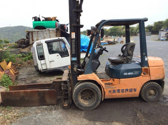 รถยกดีเซล TOYOTA 7FD25 เสา4เมตร ติดตัวหนีบแบน